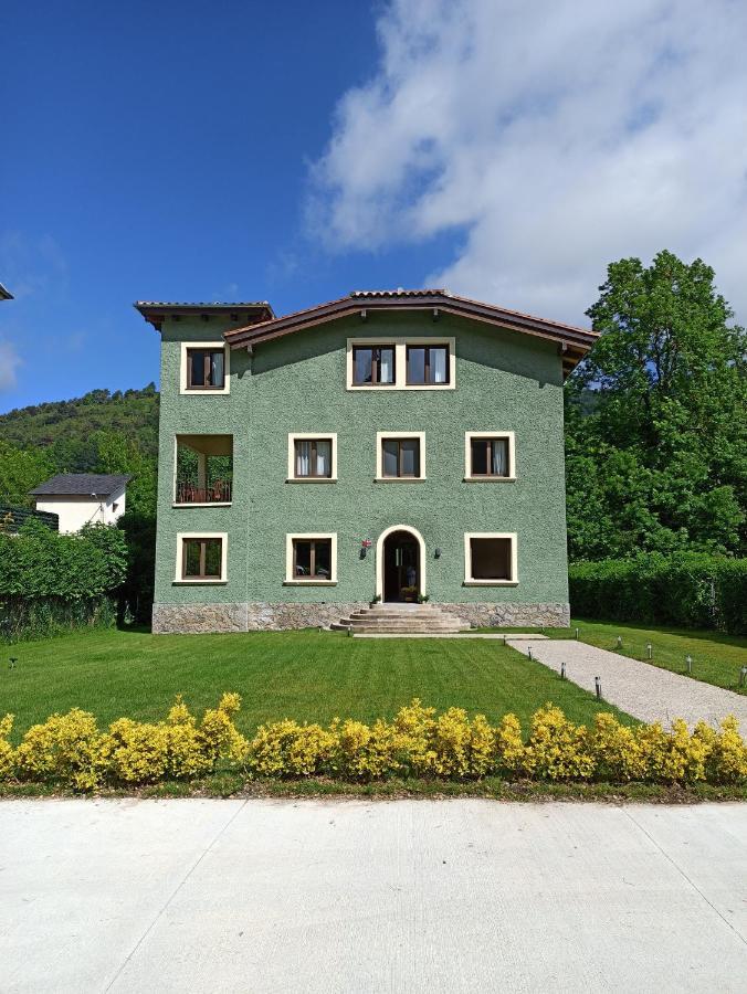 Hotel Els Avets De Camprodon Bagian luar foto
